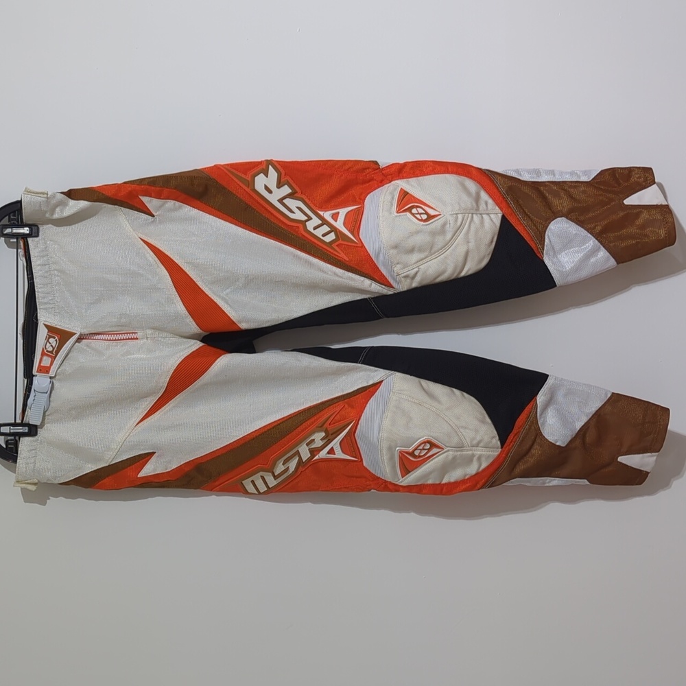 EUC MSR Renegade Rider pants size 40